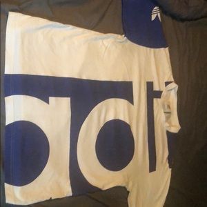 Adidas T-shirt Big letters